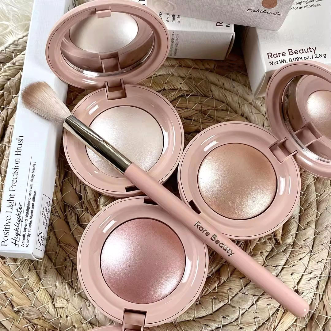 Rare Beauty Highlight Powder L - Rare Beauty Makeup Highlighter 评论和价格